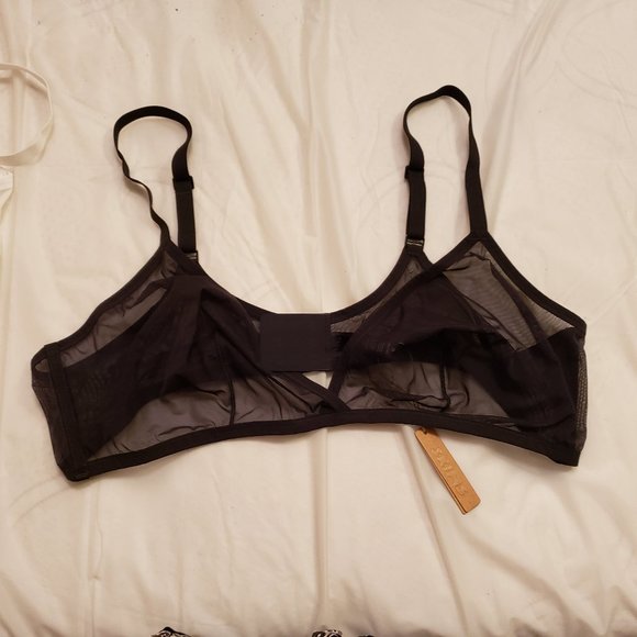 Skims Ultrafine Mesh Triangle Bra, pack of two - Picture 4 of 6